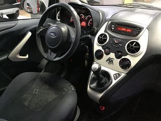 Voertuigafbeelding 12