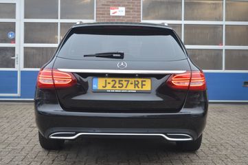 Voertuigafbeelding 6