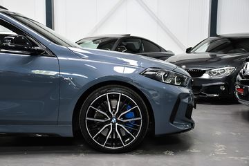 Voertuigafbeelding 21