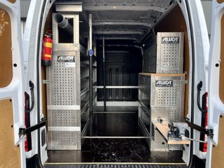 Voertuigafbeelding 16