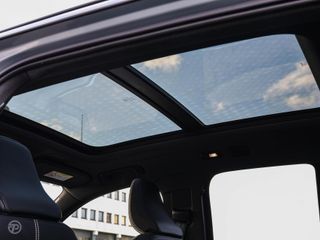 Voertuigafbeelding 12