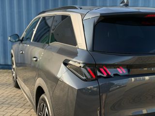 Voertuigafbeelding 14