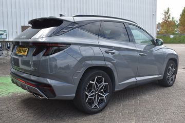 Voertuigafbeelding 6