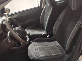 Voertuigafbeelding 16