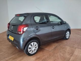 Voertuigafbeelding 4