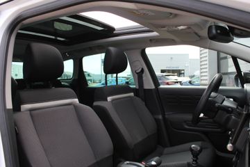 Voertuigafbeelding 10