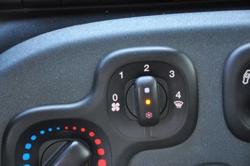 Voertuigafbeelding 13