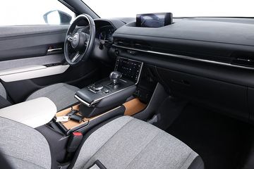 Voertuigafbeelding 3