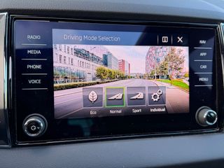 Voertuigafbeelding 16