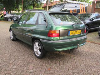 Voertuigafbeelding 3