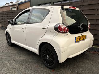 Voertuigafbeelding 5