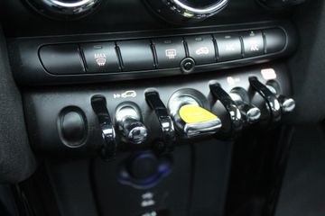 Voertuigafbeelding 37