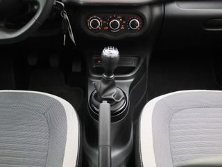 Voertuigafbeelding 9