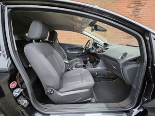 Voertuigafbeelding 25