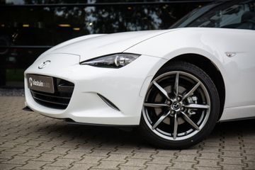 Voertuigafbeelding 6