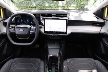 Voertuigafbeelding 4