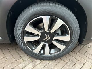 Voertuigafbeelding 10