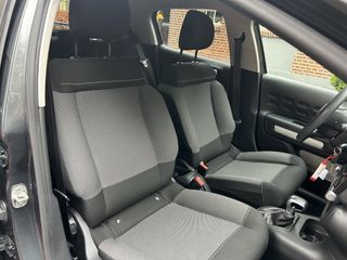 Voertuigafbeelding 5