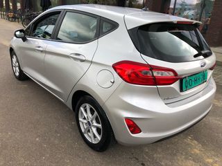 Voertuigafbeelding 2