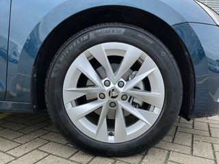 Voertuigafbeelding 34