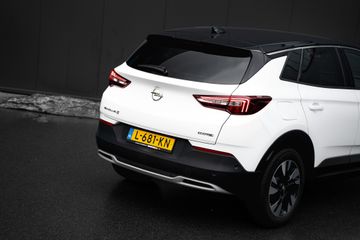 Voertuigafbeelding 5