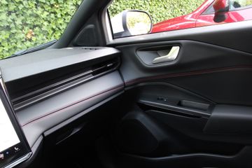 Voertuigafbeelding 26