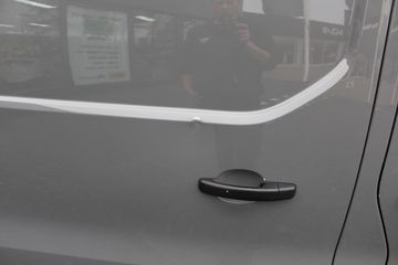 Voertuigafbeelding 19