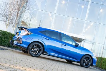 Voertuigafbeelding 10