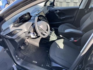 Voertuigafbeelding 8