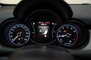 Voertuigafbeelding 16