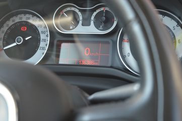 Voertuigafbeelding 12