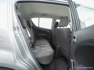 Voertuigafbeelding 12