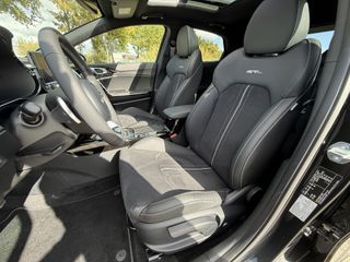 Voertuigafbeelding 12