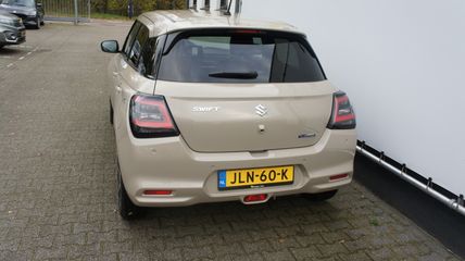 Voertuigafbeelding 4