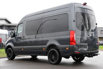 Voertuigafbeelding 2