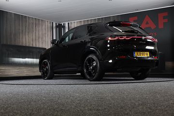 Voertuigafbeelding 2