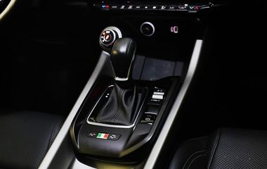 Voertuigafbeelding 26