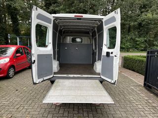 Voertuigafbeelding 3