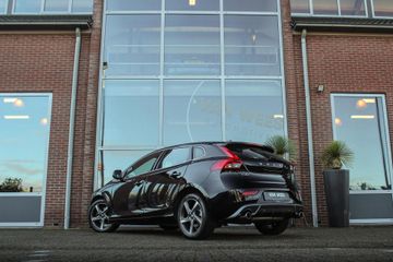 Voertuigafbeelding 3