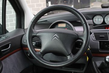 Voertuigafbeelding 13