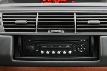 Voertuigafbeelding 15