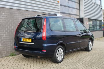 Voertuigafbeelding 4