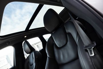 Voertuigafbeelding 4