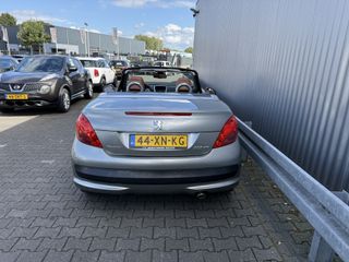 Voertuigafbeelding 8