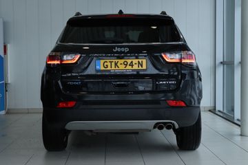 Voertuigafbeelding 7