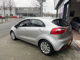 Voertuigafbeelding 2