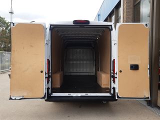 Voertuigafbeelding 24