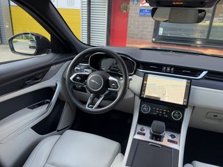 Voertuigafbeelding 13