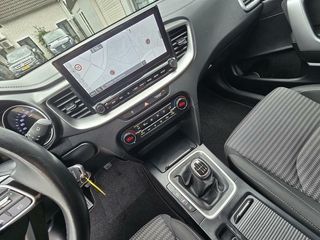 Voertuigafbeelding 16