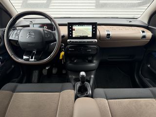 Voertuigafbeelding 27